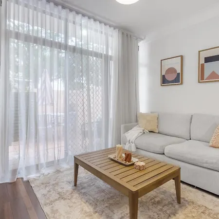 Apartment Courtyard 1-bed In New Farm Brisbane