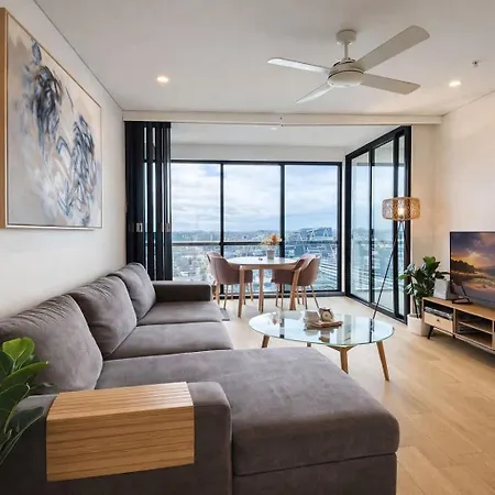 2br Utopia Fortitude Valley -pool-rooftop-king Beds Apartment *