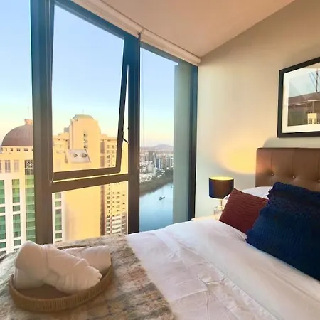 Apartment Luxury Cbd With 180 River Views & Rooftop Pool Brisbane