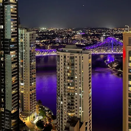 Apartment Luxury Cbd With 180 River Views & Rooftop Pool Brisbane