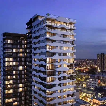 Luxe Valley - Views! Brisbane