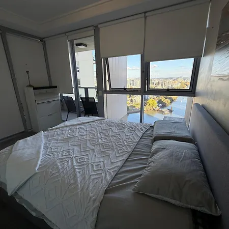 Apartment 2bed 2bath Riverfront Luxury Views Brisbane
