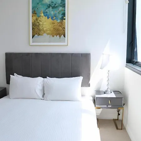 Apartment 2 Bedroom 2bath Fortitude Valley -free Wifi