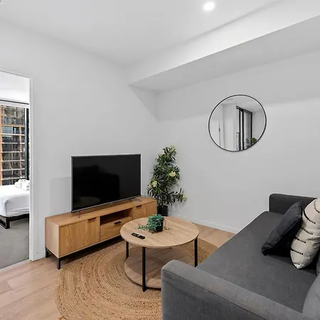 Apartment Breathtaking Sunset Views & Fantastic Location! *