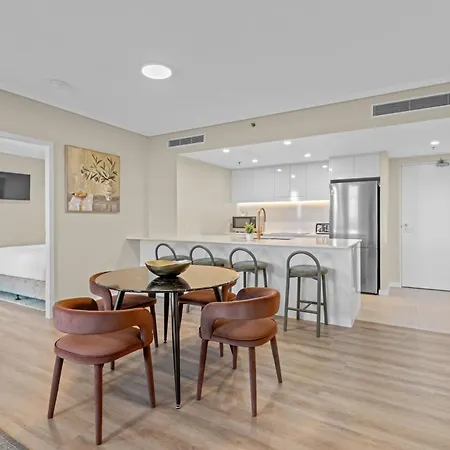 Riverfront Luxe 2br Cbd With Iconic & Bridge Views Apartment *
