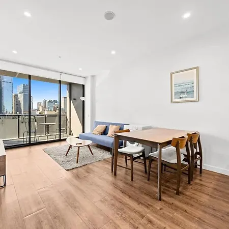 Apartment 9th Floor Retreat - River Views With Parking Brisbane