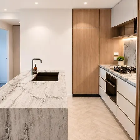 Apartment The Skyline Atelier | & River Views *