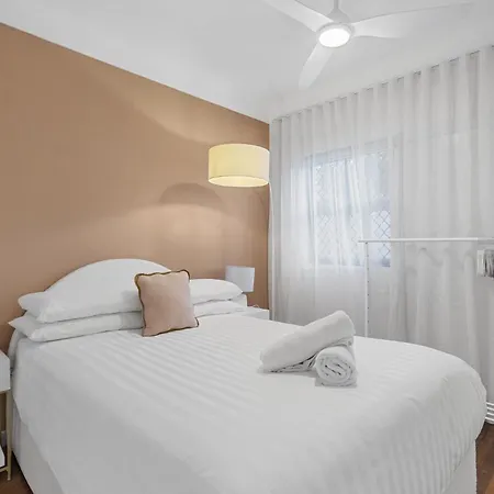 Apartment Courtyard 1-bed In New Farm *