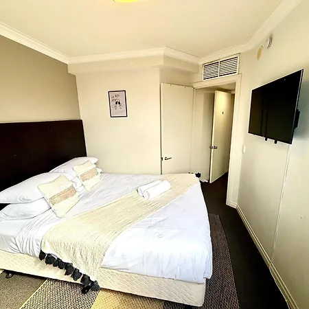 Compact Cbd | Pool & Gym Access Brisbane