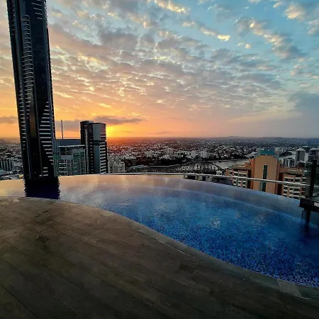 Apartment Luxury Cbd With 180 River Views & Rooftop Pool Brisbane