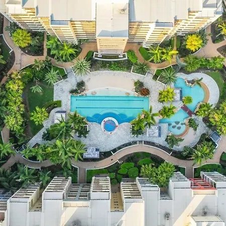2br - Lagoon Pool Gym - Sleeps 6 - Baby Equipped - Free Parking Apartment Brisbane