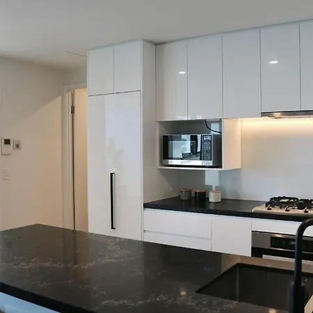Fortitude Valley Pool Sauna Gym Apartment Brisbane