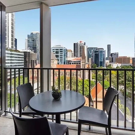 Spire - Free Car Park Apartment Brisbane