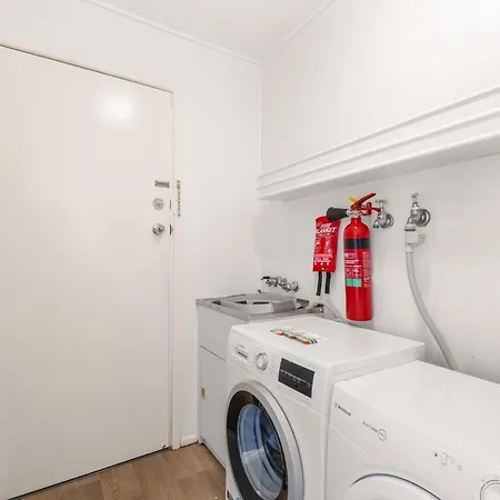 Peaceful 1-bed In Kedron With Parking Apartment