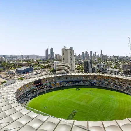 Apartment Walk To The Gabba With Rooftop Pool & Secure Carpark With Beautiful Views Brisbane