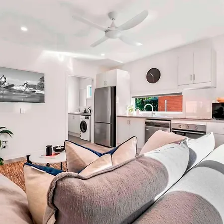 Private Modern - Separate Entry Apartment *