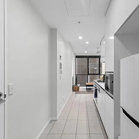 Southbank With Pool, Sauna & Parking Apartment