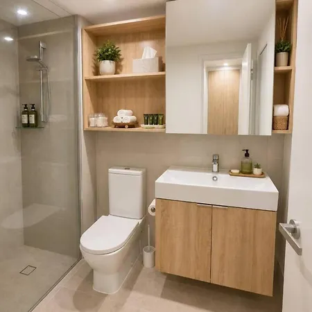 550 Queen St. Apartment *