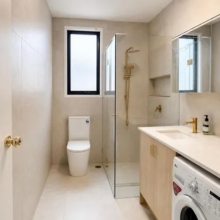 Newly Renovated 2br Guest With Private Entry Brisbane