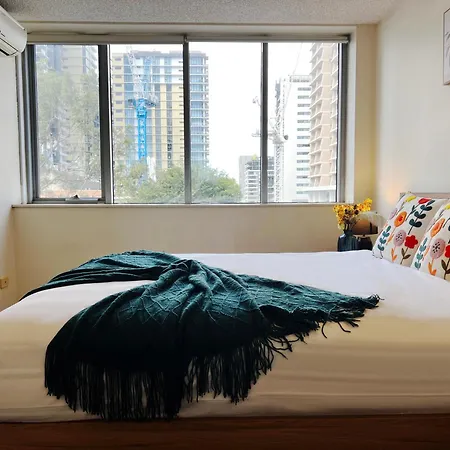 Budget 2br 2ba South With Parking Apartment Brisbane