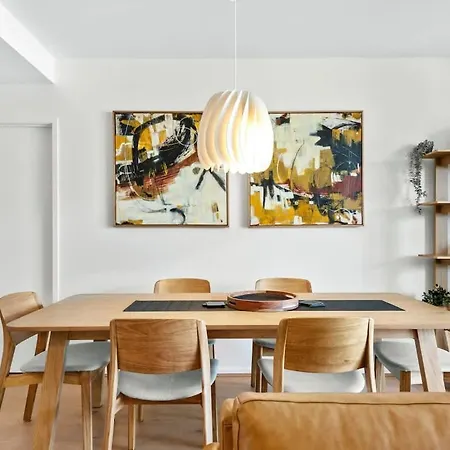 Apartment Sophisticated Elegance - 2bed-2bath-2car-balcony Brisbane