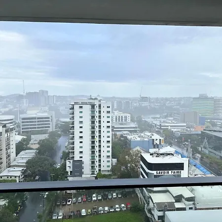 2br W Pool And Parking Near Suncorp Riverview Apartment