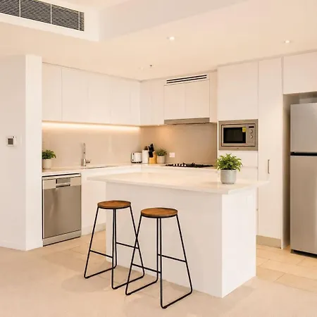 Cbd Luxury 2b W Parking Sky View Apartment *