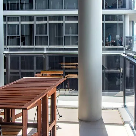High Level 2 Bedroom With And River Views