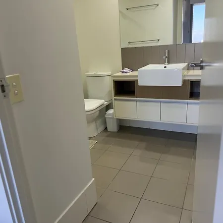 Apartment 2bed 2bath Riverfront Luxury Views *