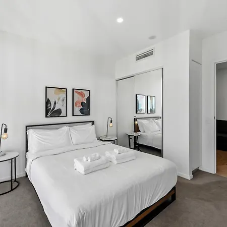 Breathtaking Sunset Views & Fantastic Location! Apartment