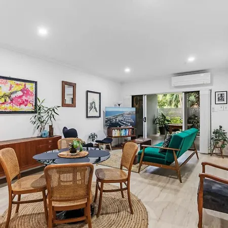 Chic - Private Garden Big Balcony * Brisbane