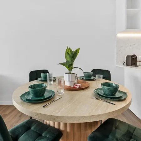 Apartment Walk To The Gabba With Rooftop Pool & Secure Carpark With Beautiful Views