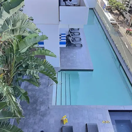 Convenient To Urban Living By Private Host Apartment *
