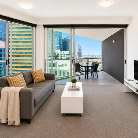 Apartment Cbd With Amenities *