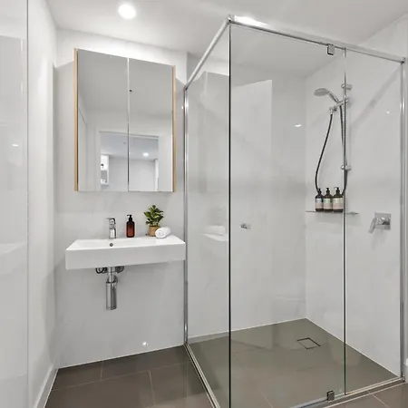 King Bed, Views, Car Park & Perfect Location! Apartment Brisbane