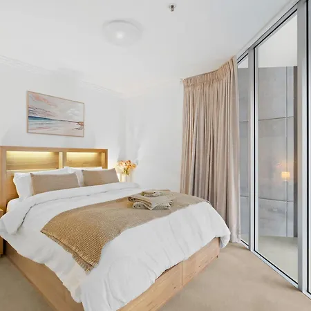 Urban Retreat 1bed-1bath-study-balcony-1car Apartment