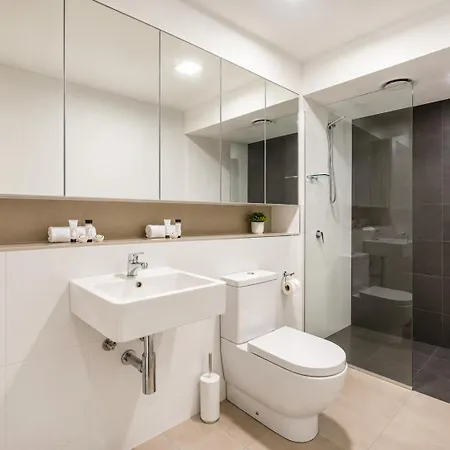 Apartment Robertson Residences
