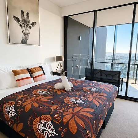The Sunset Perch Panoramic River Escape Apartment *
