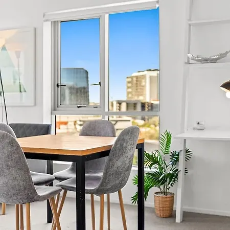 Belise - Executive 7th Floor In Bowen Hills *