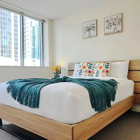 Budget 2br 2ba South With Parking Apartment Brisbane