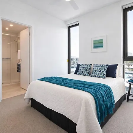Apartment 2br Night Life -pool-parking-rooftop-intercom