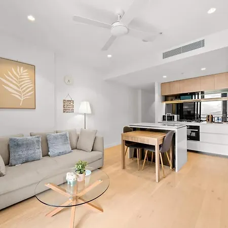 Queens Wharf - Beautiful 13th Floor Executive Brisbane