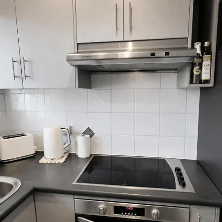 Apartment Cozy And 1 Bedroom Brisbane