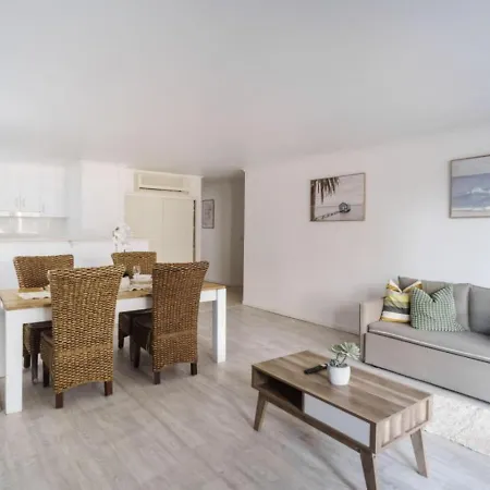 Contemporary 2-bedroom In Southbank