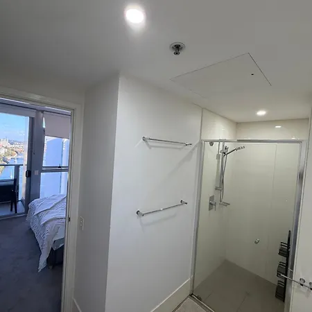 2bed 2bath Riverfront Luxury Views *