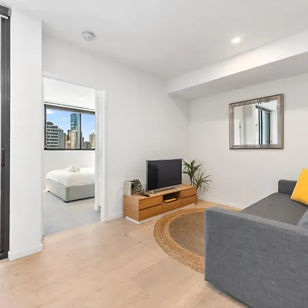 Breathtaking Views & Brisbane's Location! * Brisbane