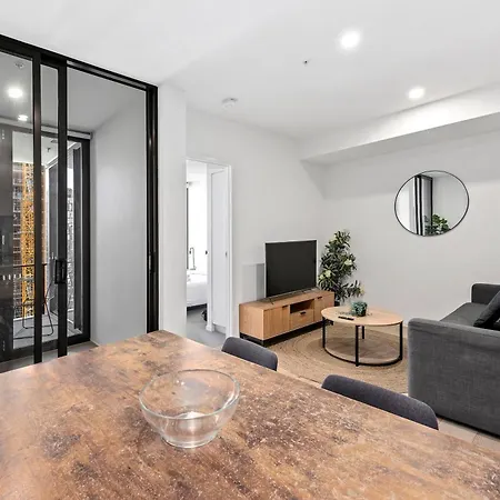 Breathtaking Sunset Views & Fantastic Location! * Brisbane