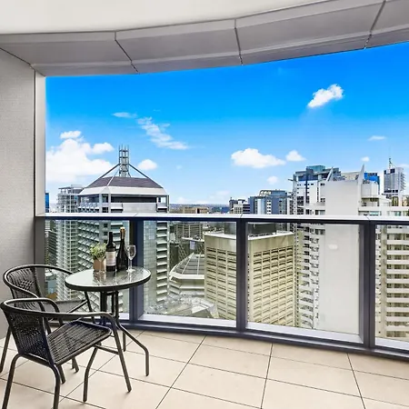 Apartment Level 30 Luxury One Bedroom Panoramic Views At Queen's Wharf