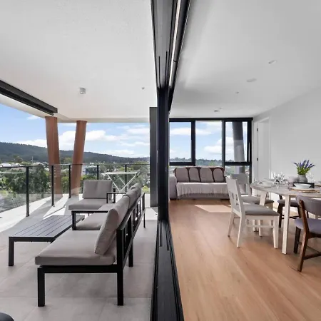 Apartment Skyhigh Retreat View And Shopping At Your Doorstep