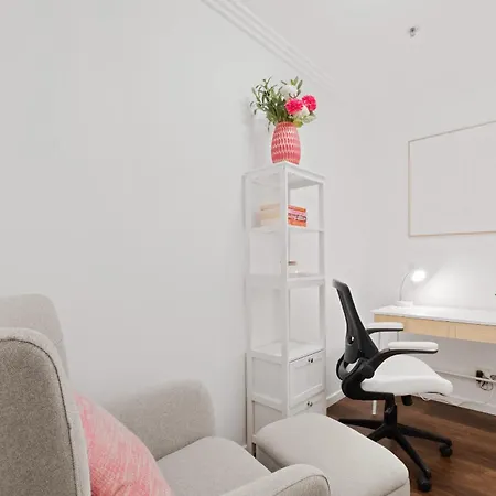Urban Retreat 1bed-1bath-study-balcony-1car Brisbane